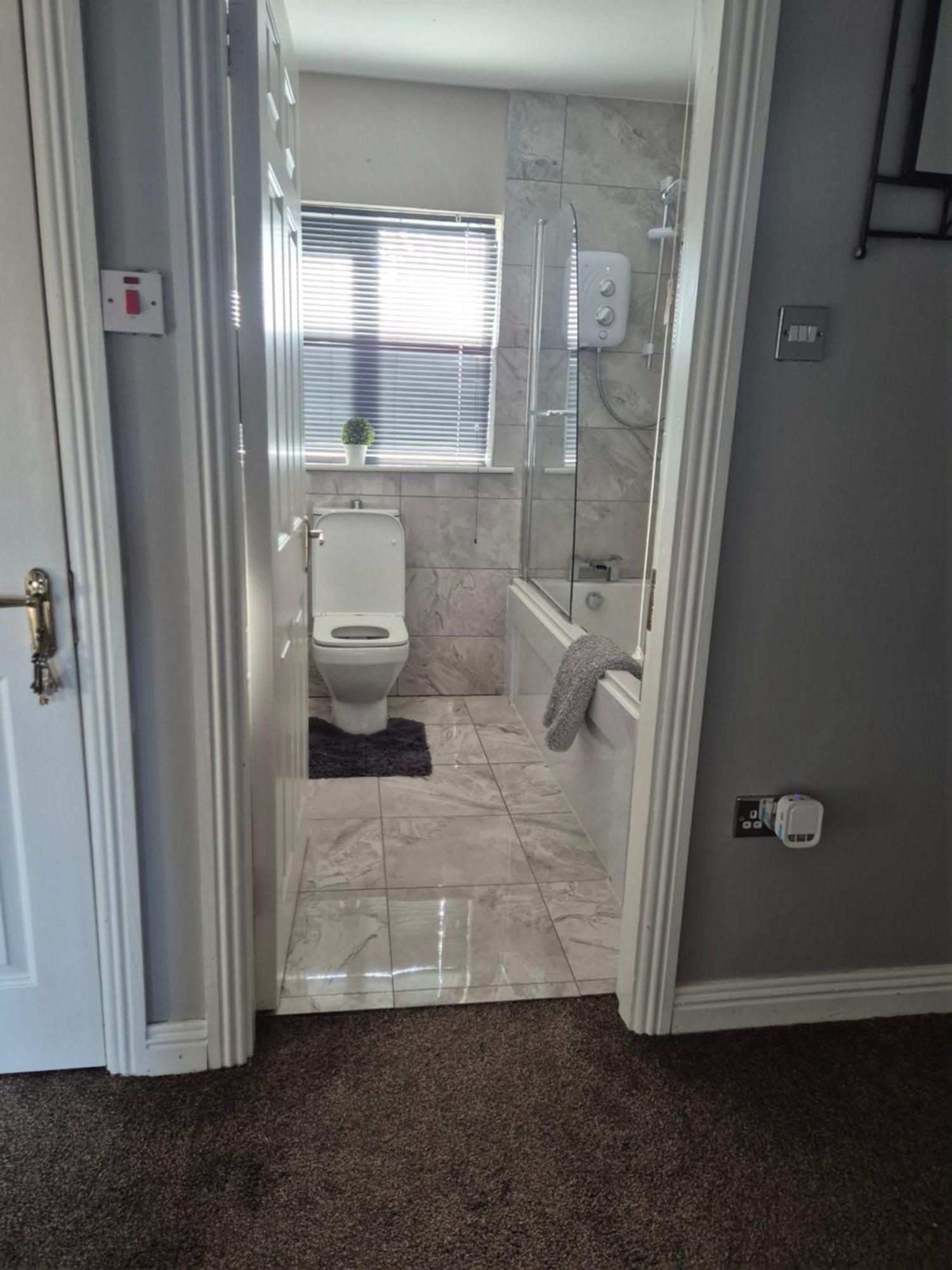 Dun Eoin Carrigaline Hotell Exteriör bild